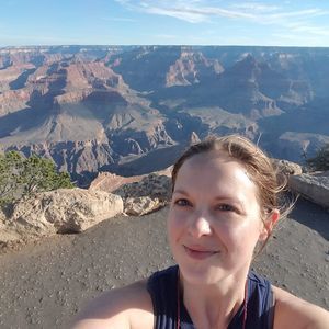 Meet your Posher, Connie